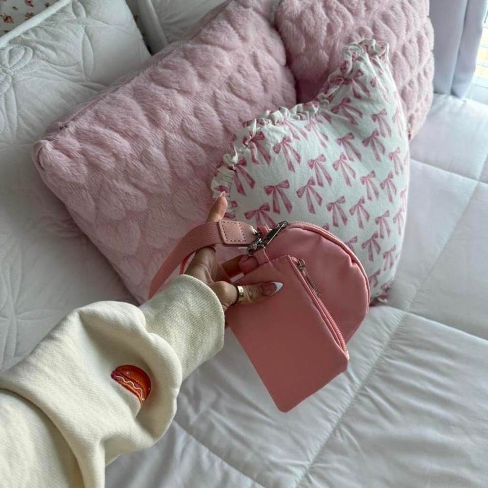 pink keychain + with wallets - Picture 3 of 4